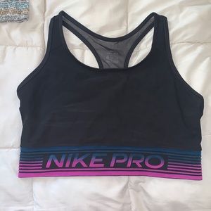 nike pro sports bra